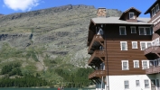PICTURES/Many Glaciers Hotel/t_MGH2.JPG